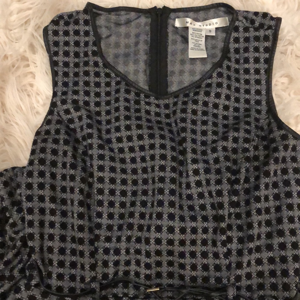 Dress - Picture 3 of 5